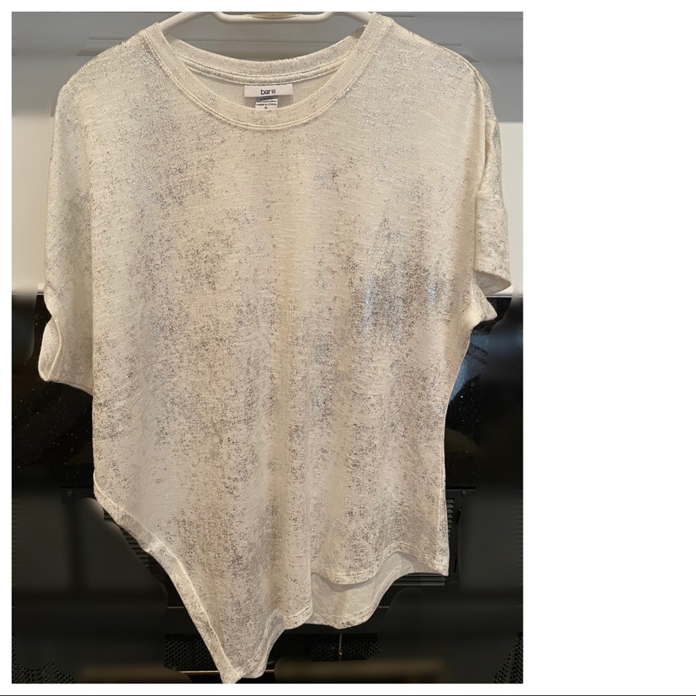 Woman’s  Bar lll top